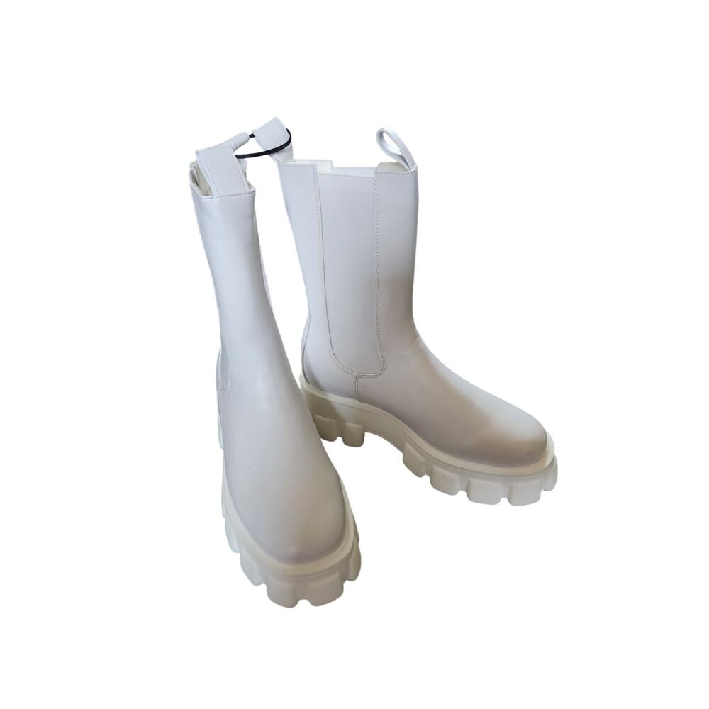 NWOT White Platform Combat Slip On Boots Sz 8